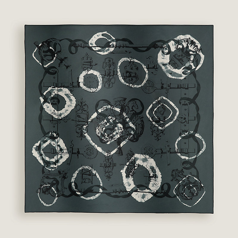 Ferronnerie Plein Soleil scarf 80 - Grey | Hermès USA
